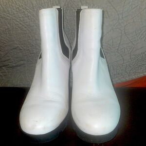 Sorel White Wedge Booties